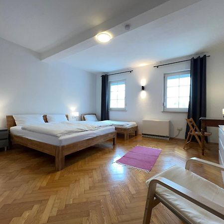 Uebernachten In Grosser Maisonette-Wohnung By Rabe Karlsruhe Exteriör bild
