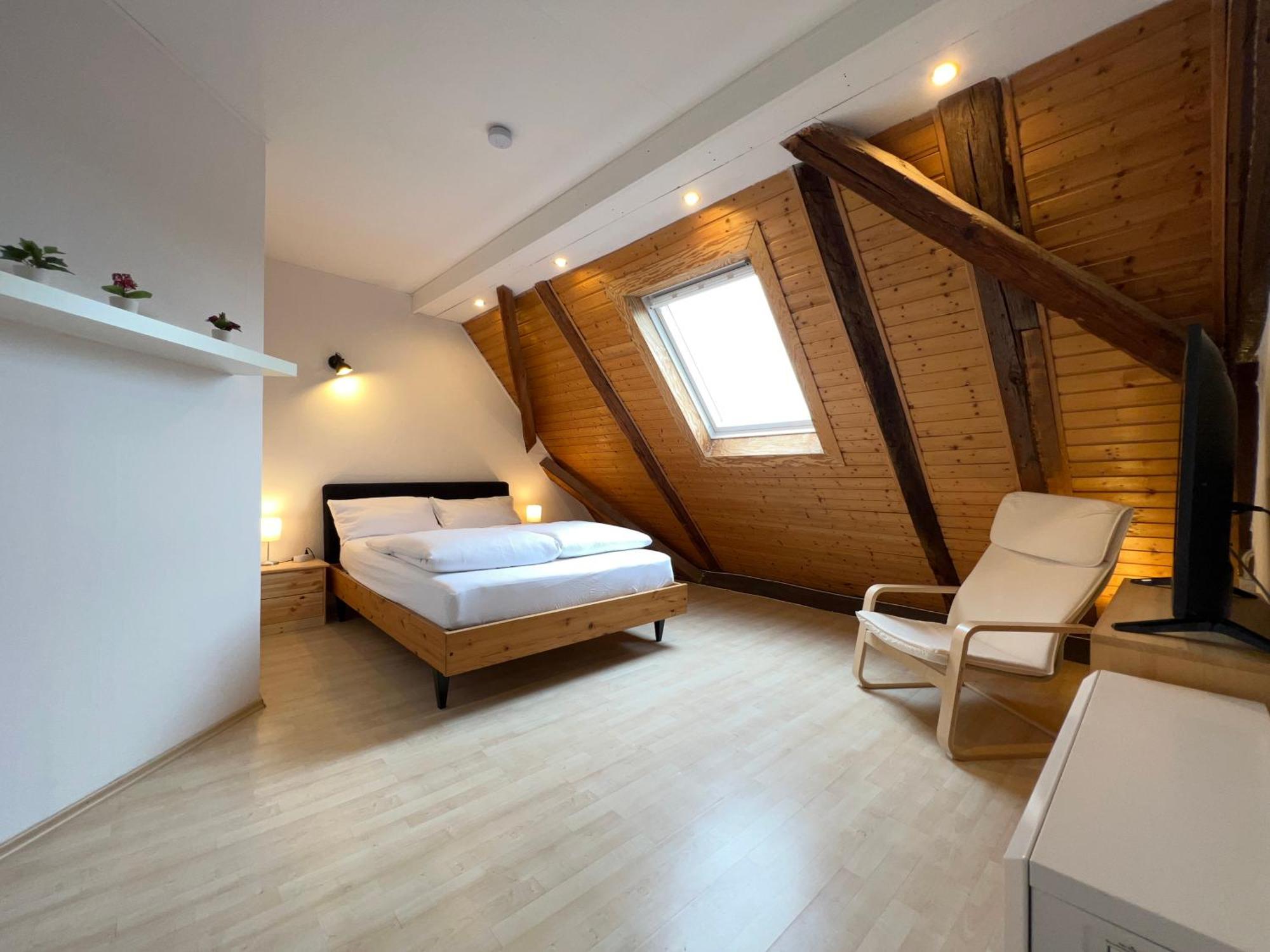 Uebernachten In Grosser Maisonette-Wohnung By Rabe Karlsruhe Exteriör bild